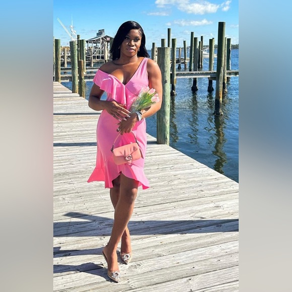 Zara Dress - Picture 1 of 3